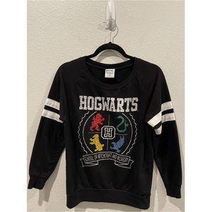 HARRY POTTER Hogwarts Long Sleeve Black Crewneck Sweater